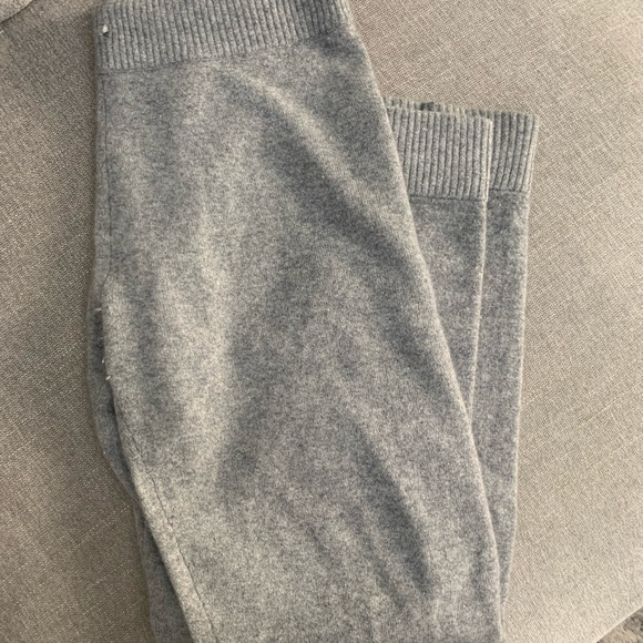 Cashmere Minnie Rose Cashmerr Joggers - Picture 2 of 7